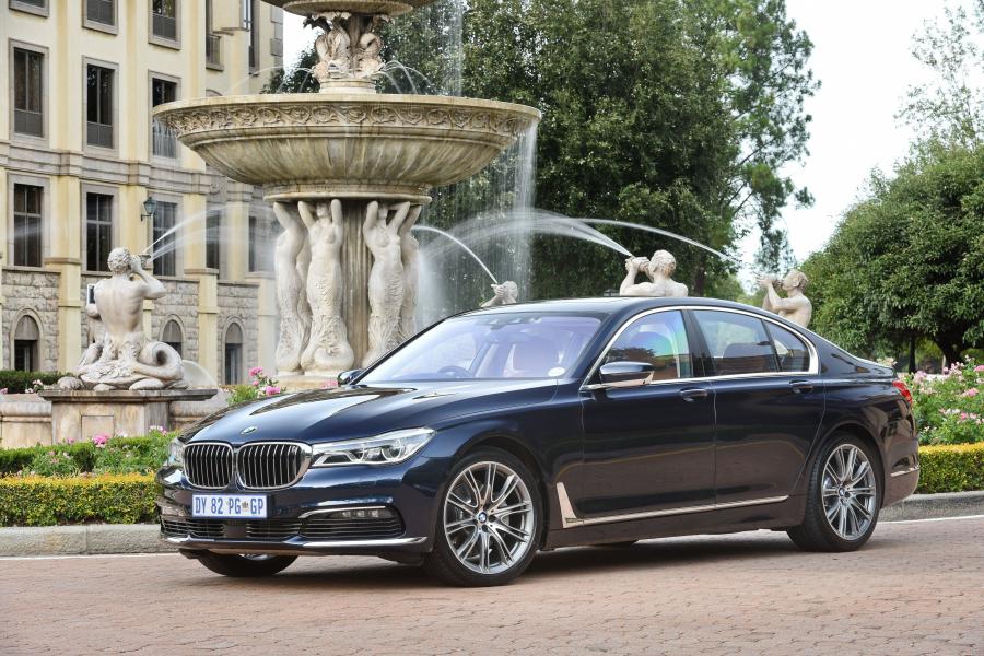  BMW 730d 2016 года  (ZA) (фото 12 из 30)